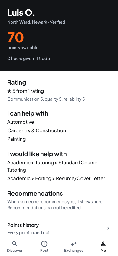 A member profile in the BRTR app: points, points held, a rating in three areas, and recommendations, which cannot be edited.